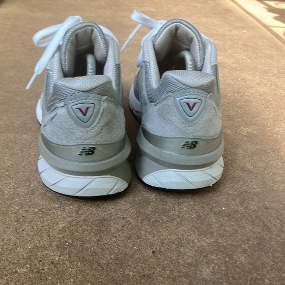 New Balance Men's Gray Running Shoes 990v5 - Picture 5 of 6